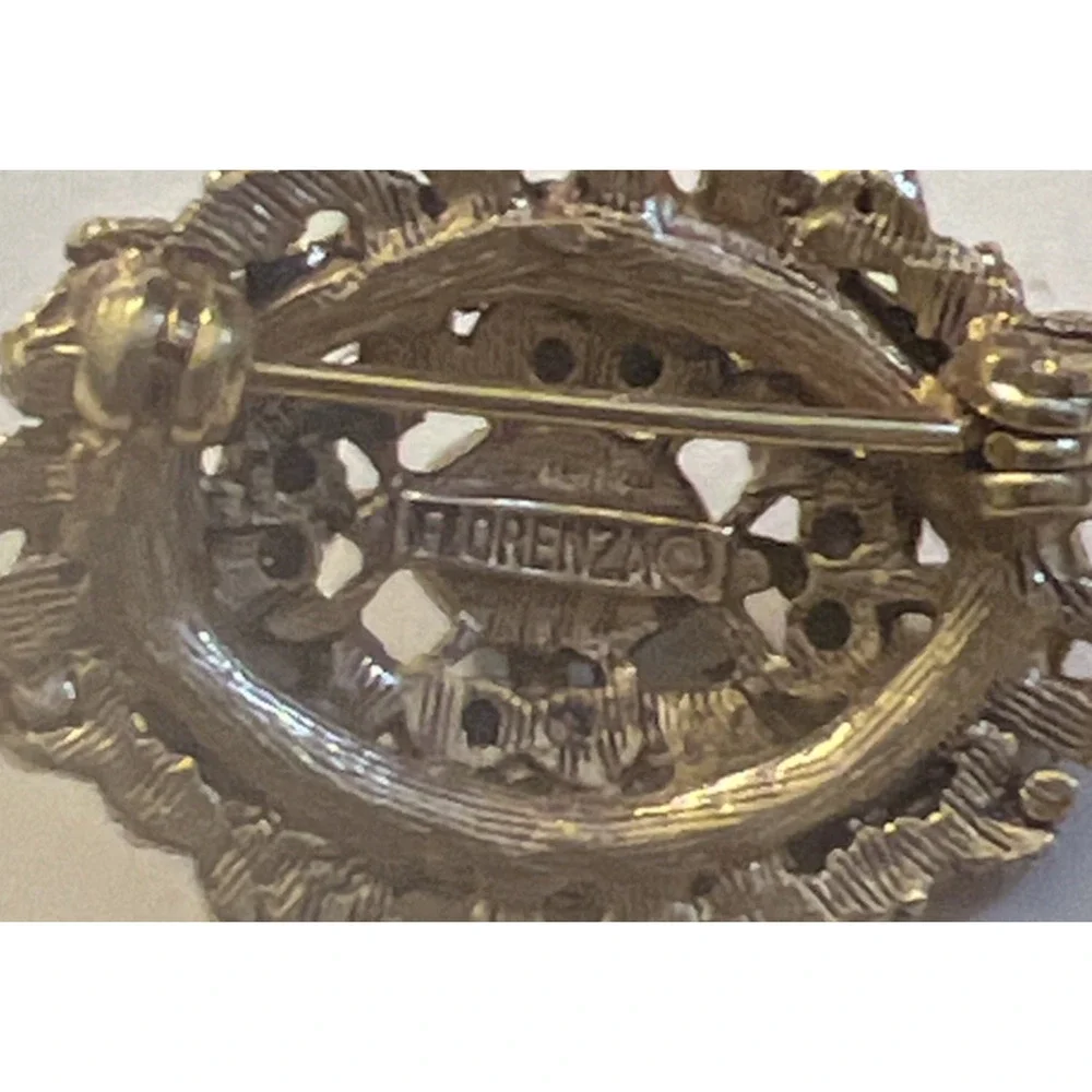 Vintage Florenza Brooch Bllue Stones Gold Metal Approx 1